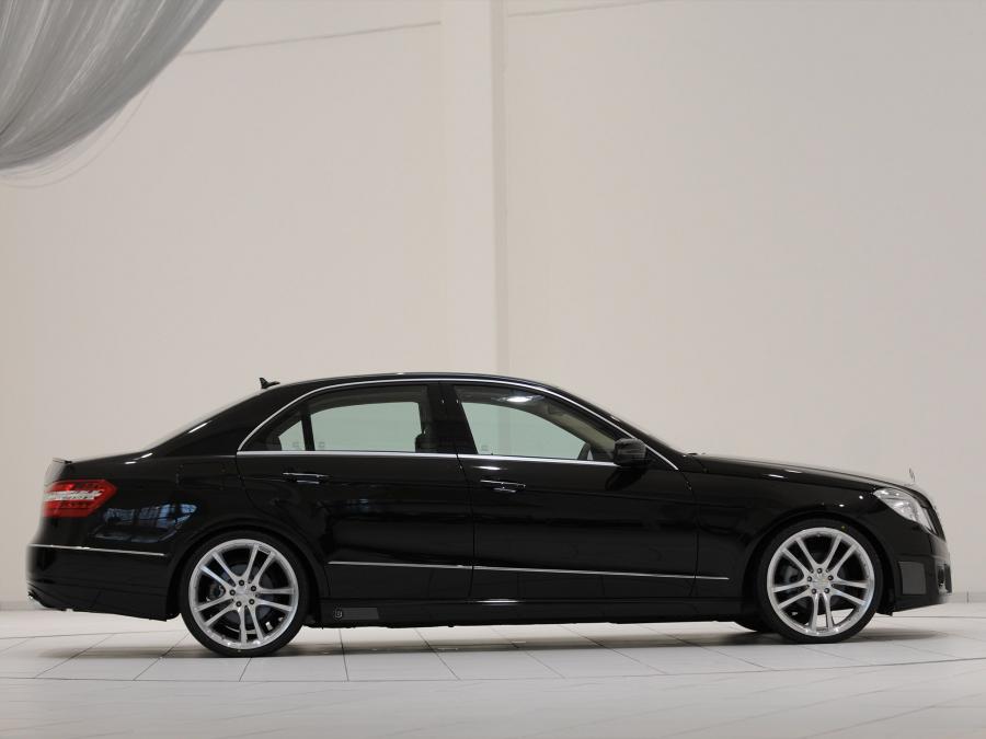  Mercedes-Benz E-Class by Brabus 2009 года  (фото 38 из 45)